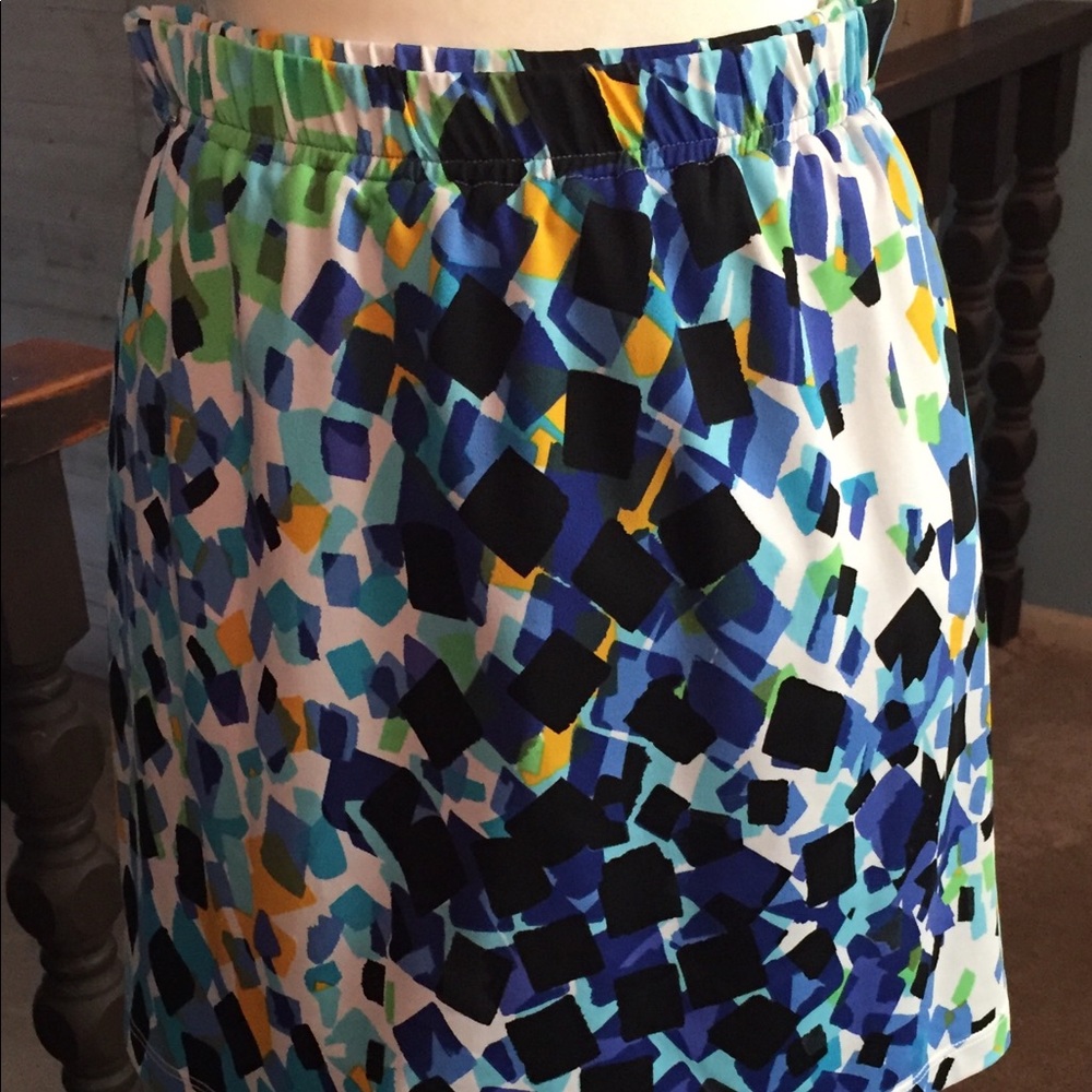 Ad In Skort